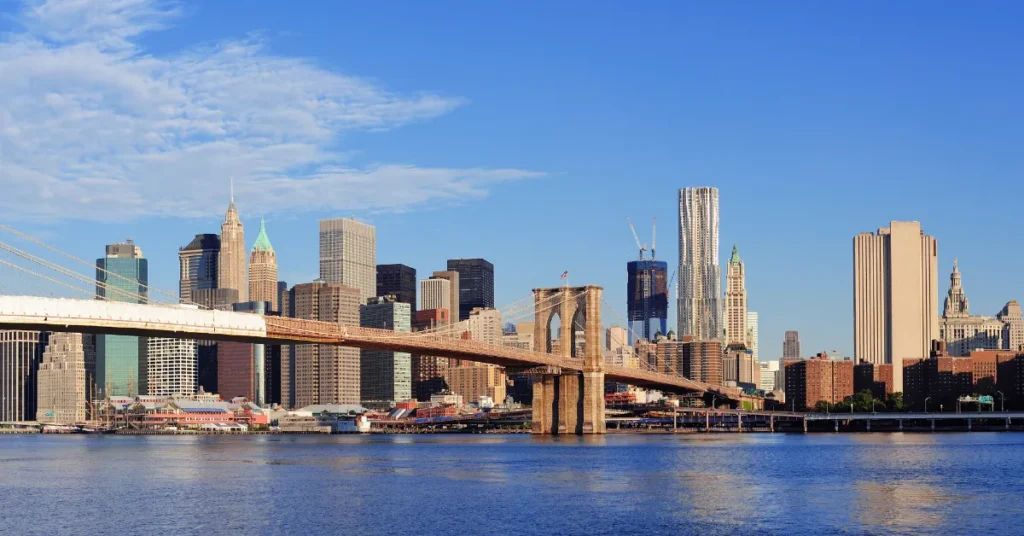 New York skyline symbolising access to the US economy and credibility with clients when operating through a US LLC.